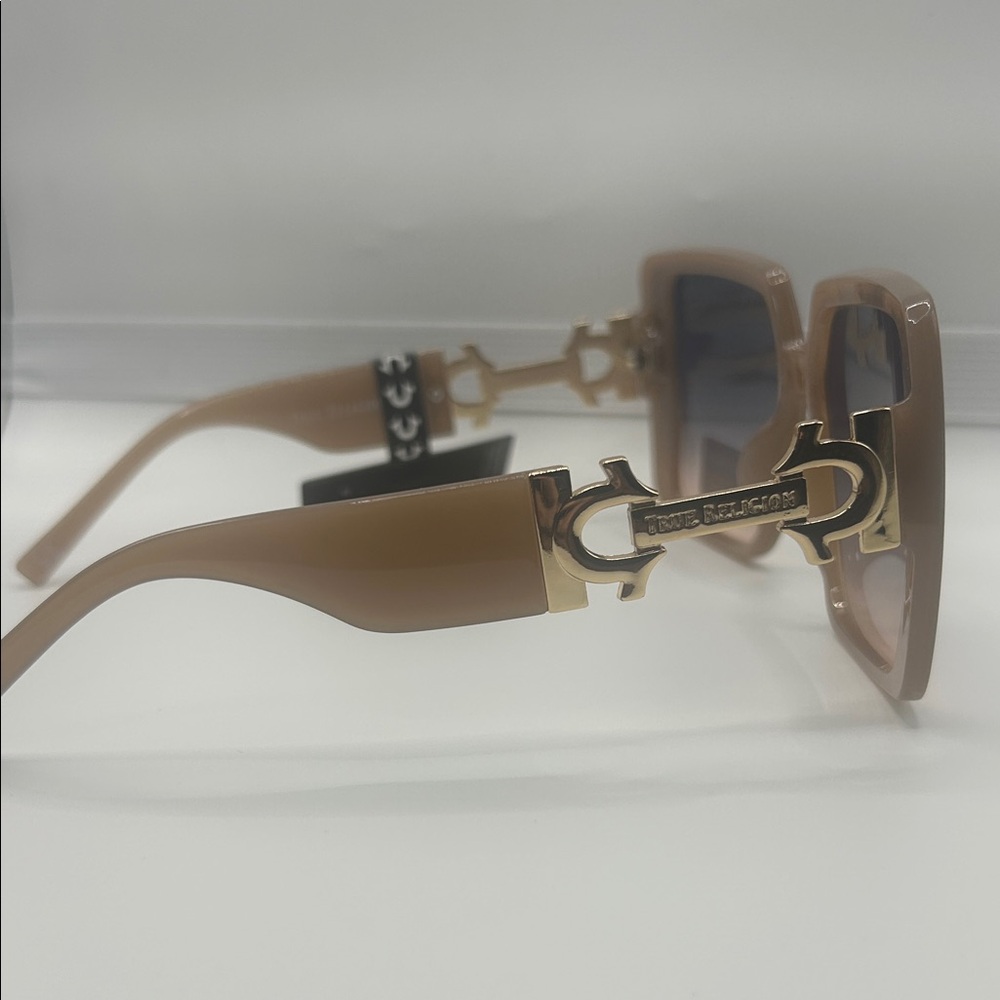 True Religion Beige/Gold Frame Sunglasses with Blue Gradient Lenses - Picture 5 of 9